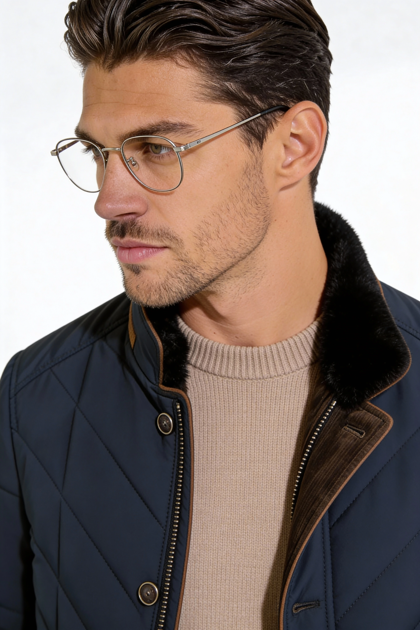 Man wearing the Revington quilted jacket with lightweight insulation and a clean, structured fit for everyday wear