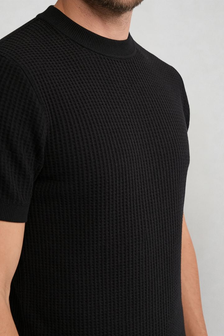 Lavencio Men’s slim fit textured cotton knit short sleeve t-shirt in cream black close up